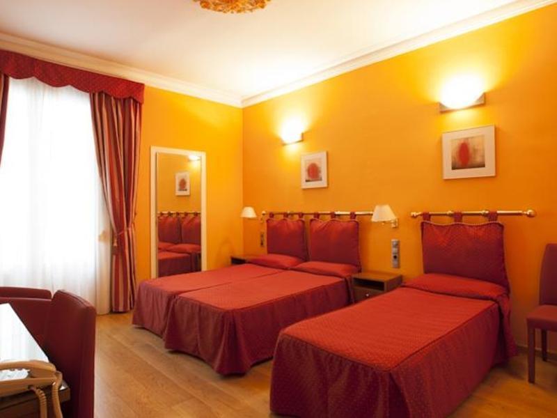 Alba Hotel Barcelona Buitenkant foto
