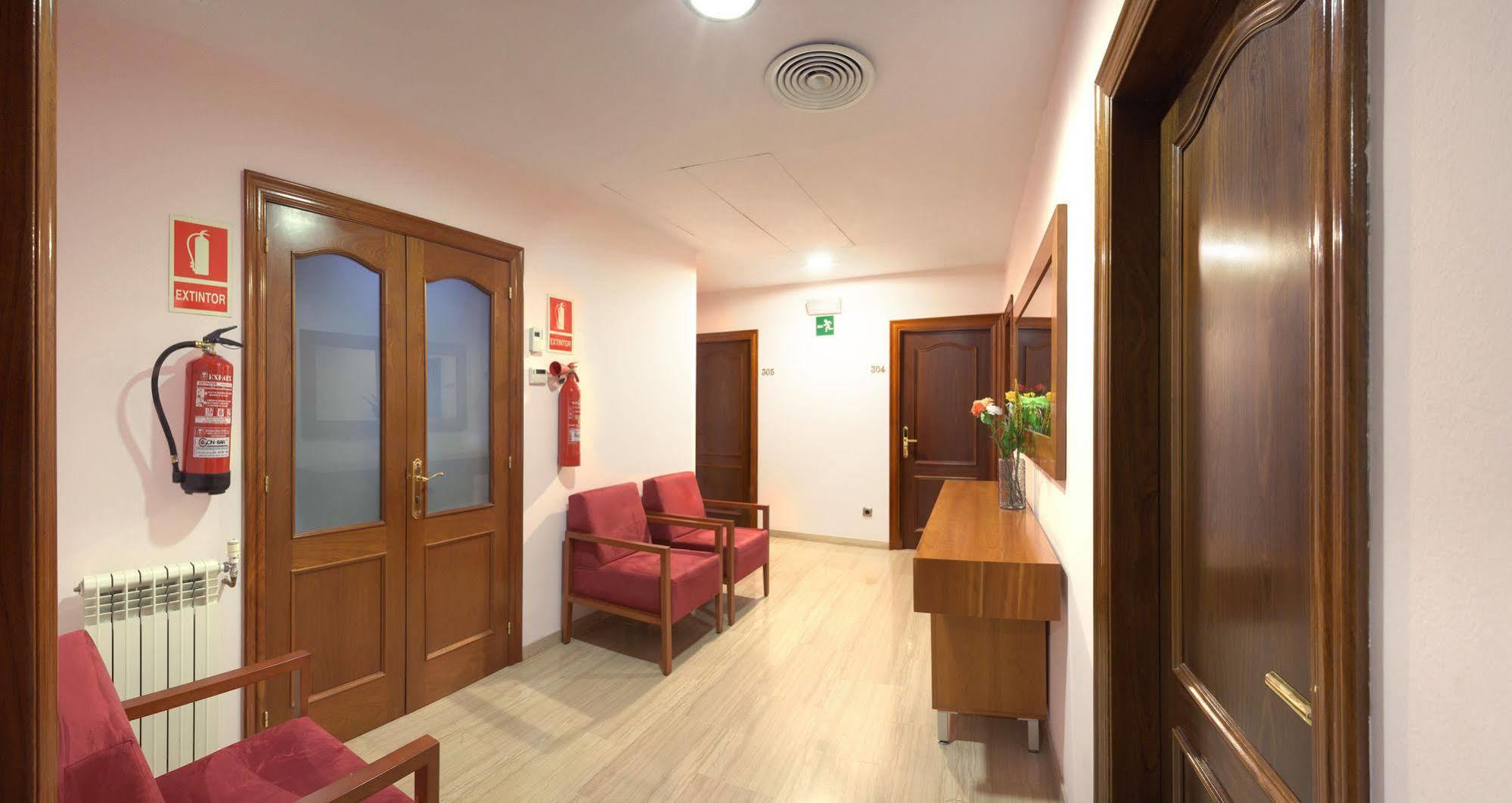 Alba Hotel Barcelona Buitenkant foto