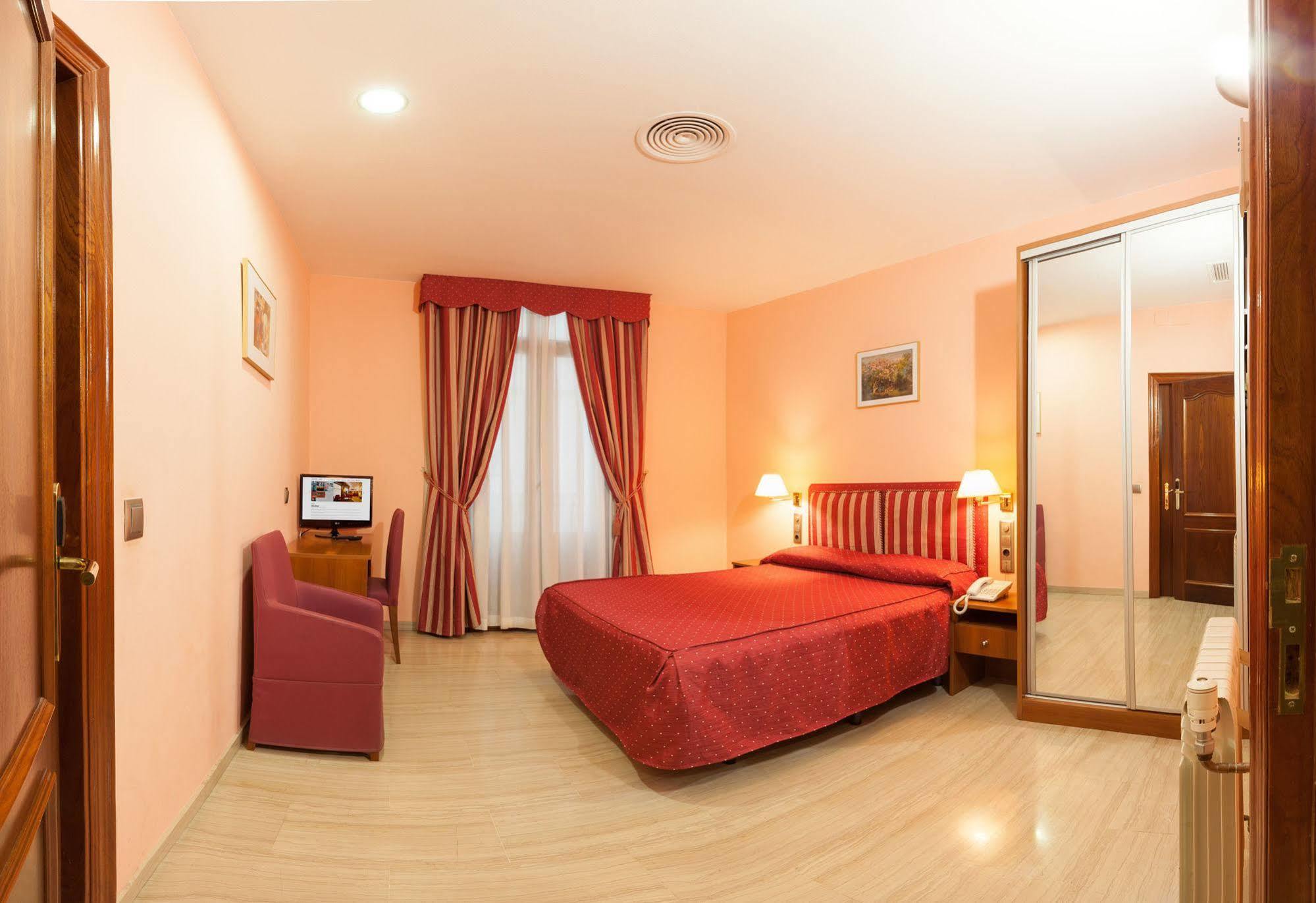 Alba Hotel Barcelona Buitenkant foto