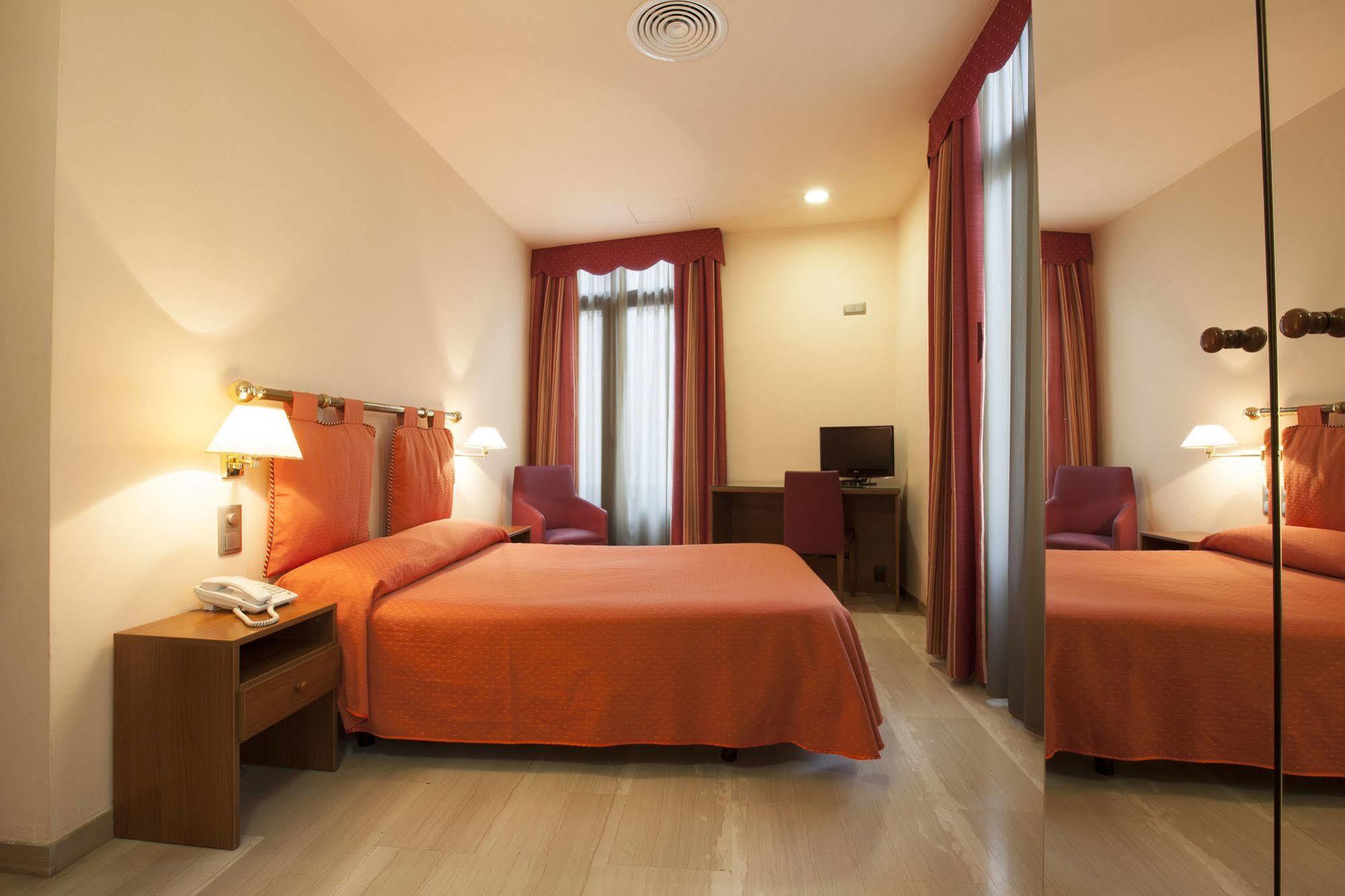 Alba Hotel Barcelona Buitenkant foto