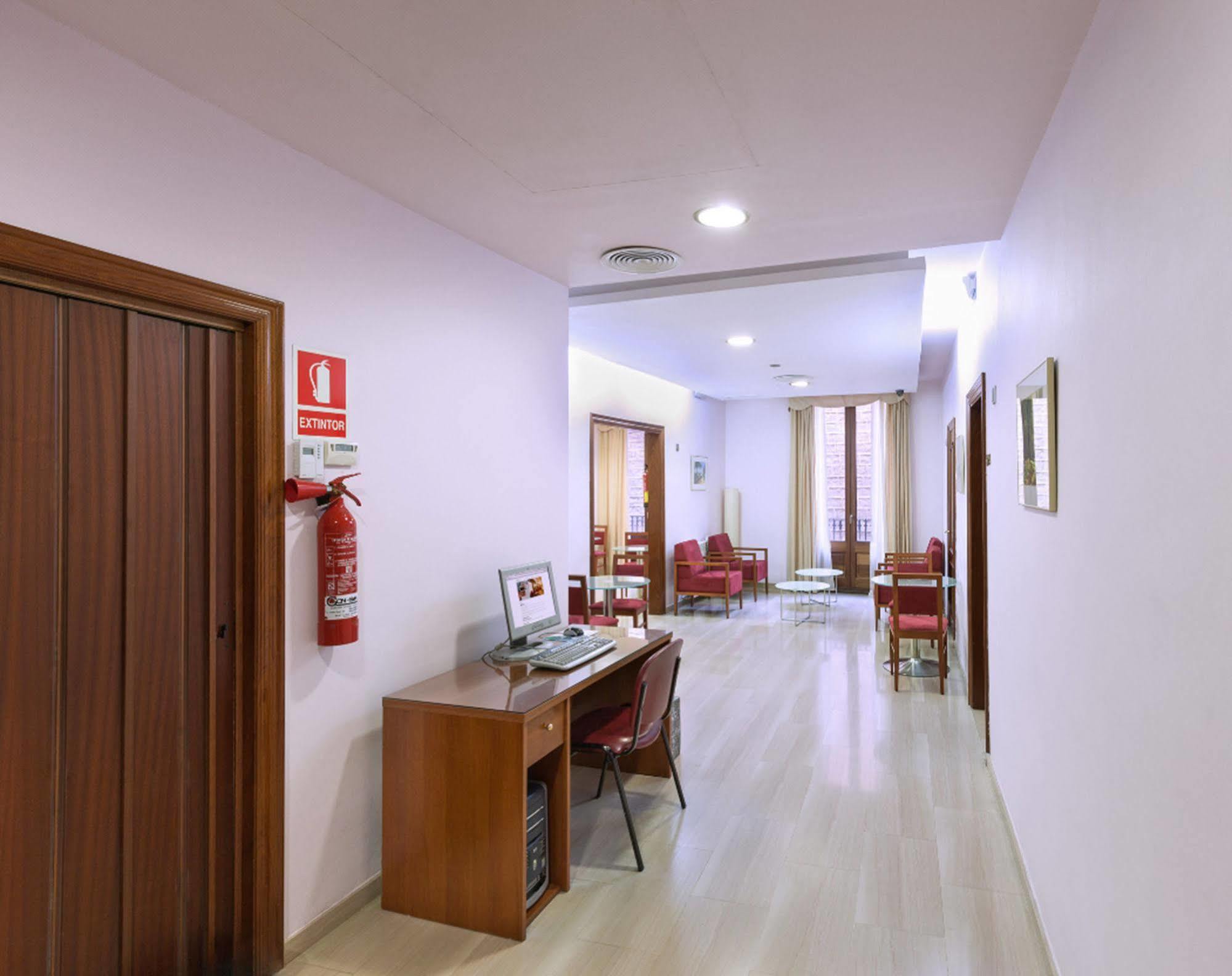 Alba Hotel Barcelona Buitenkant foto